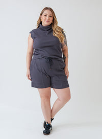 Short Cinza Escuro Oli
