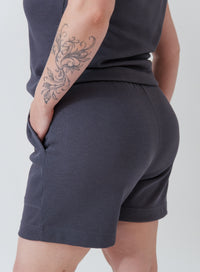 Short Cinza Escuro Oli