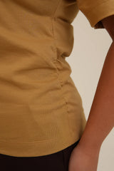 Camiseta Algodão Detalhe Franzido Caramelo Daniela