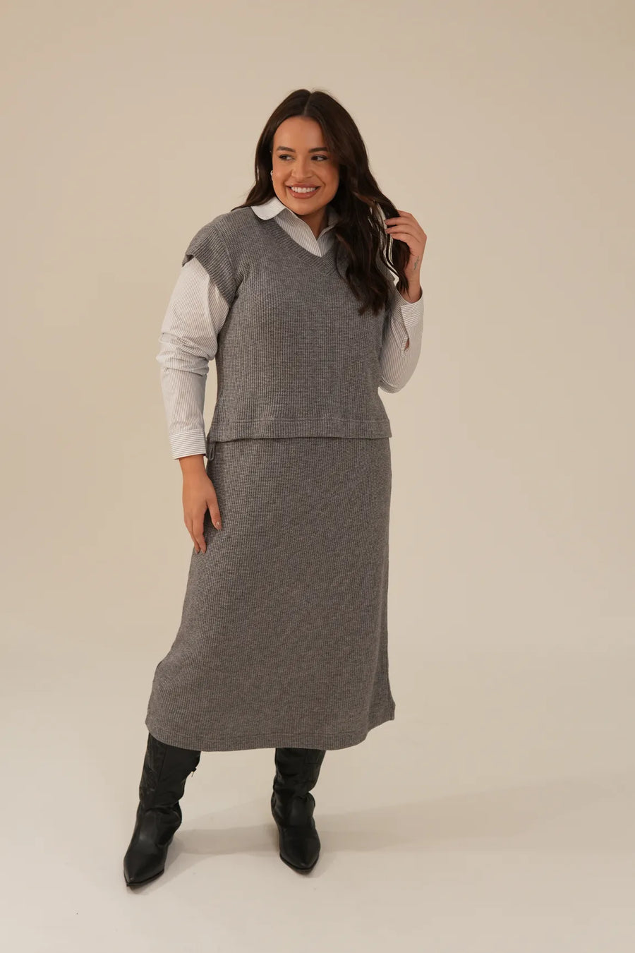 Saia Midi Tricot Cinza Vic