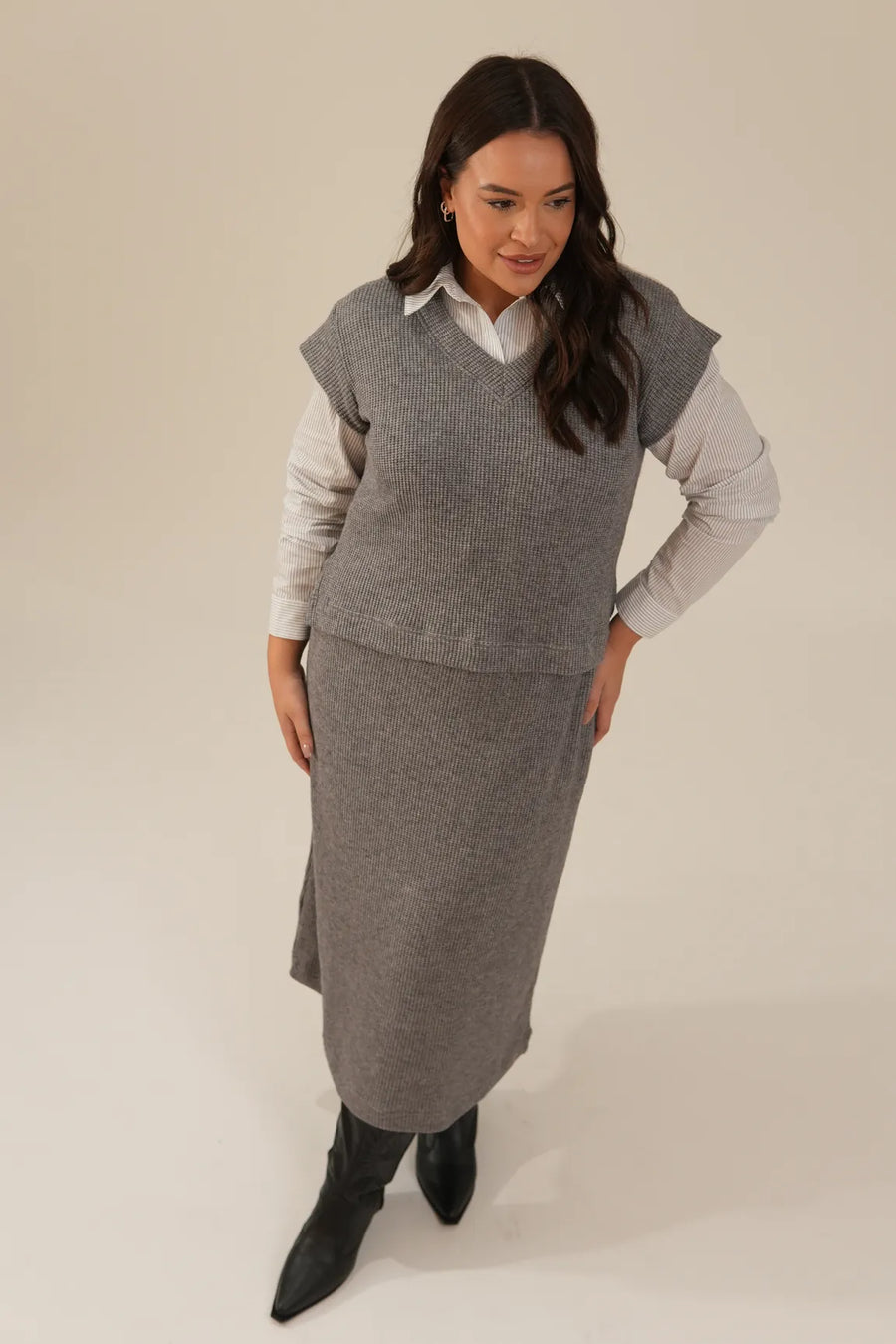 Saia Midi Tricot Cinza Vic