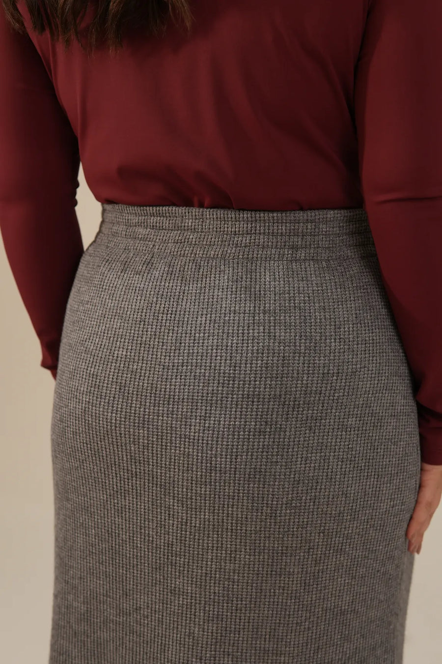 Saia Midi Tricot Cinza Vic