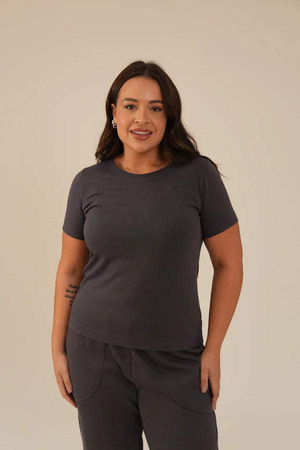 Camiseta Algodão Cinza Chumbo Nina