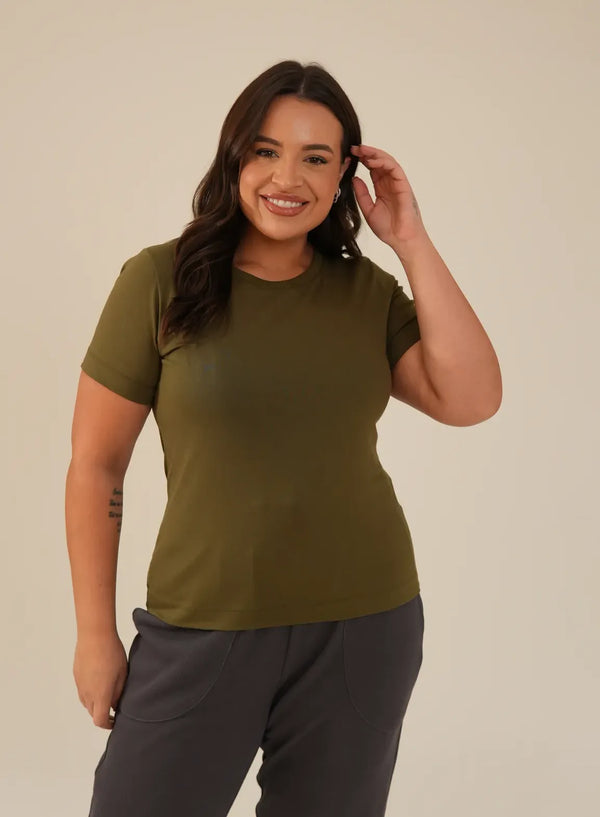 Camiseta Algodão Verde Militar Nina
