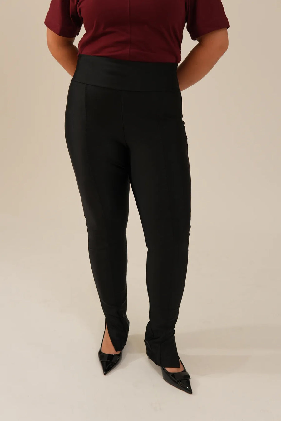 Calca Legging Poliamida Preta Nathalia