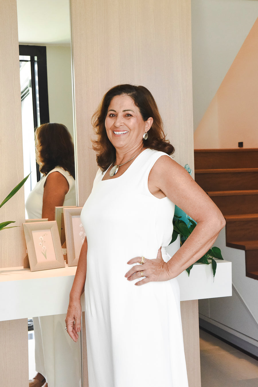 Vestido Valentina Longo Decote Quadrado Branco