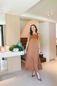 Vestido Jade Longo Fluido Dourado