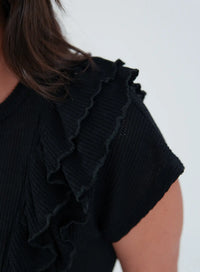 Blusa com Recortes e Babados Estela Preta