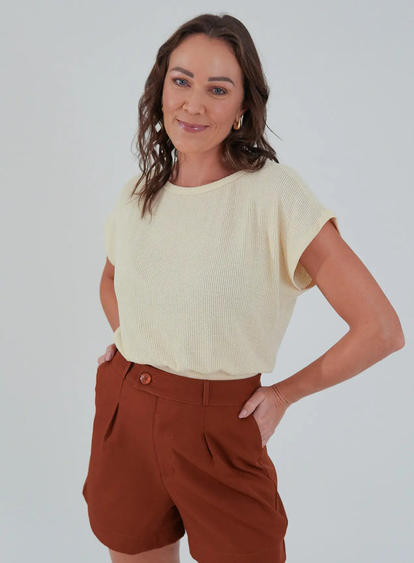 Blusa com Punho na Barra Gaia Bege Manteiga