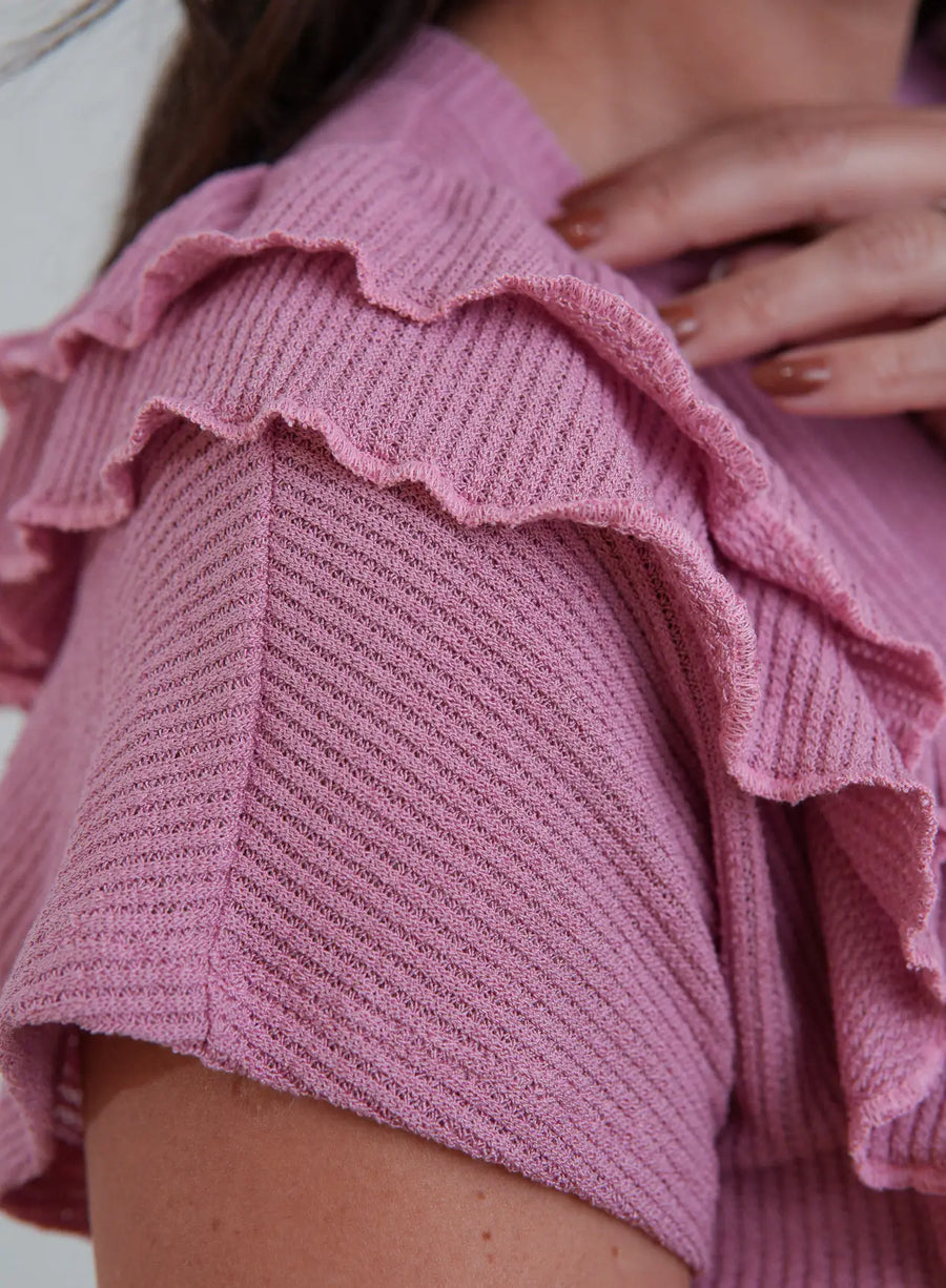 Blusa com Recortes e Babados Estela Rosa