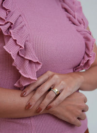 Blusa com Recortes e Babados Estela Rosa