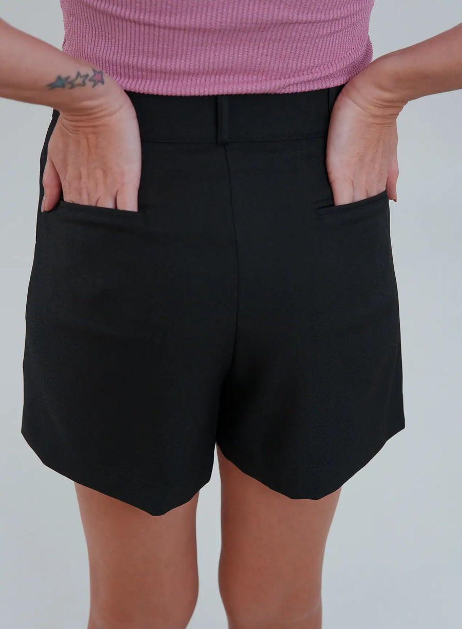 Shorts Alfaiataria Siena Preto