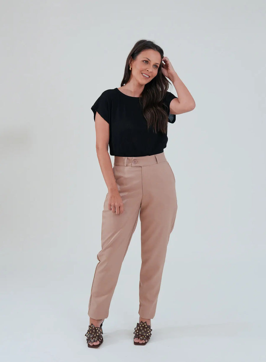 Calça Alfaiataria Feminina Caramelo Eliana