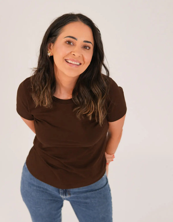T-shirt Feminina Algodão com Elastano Nina - Marrom