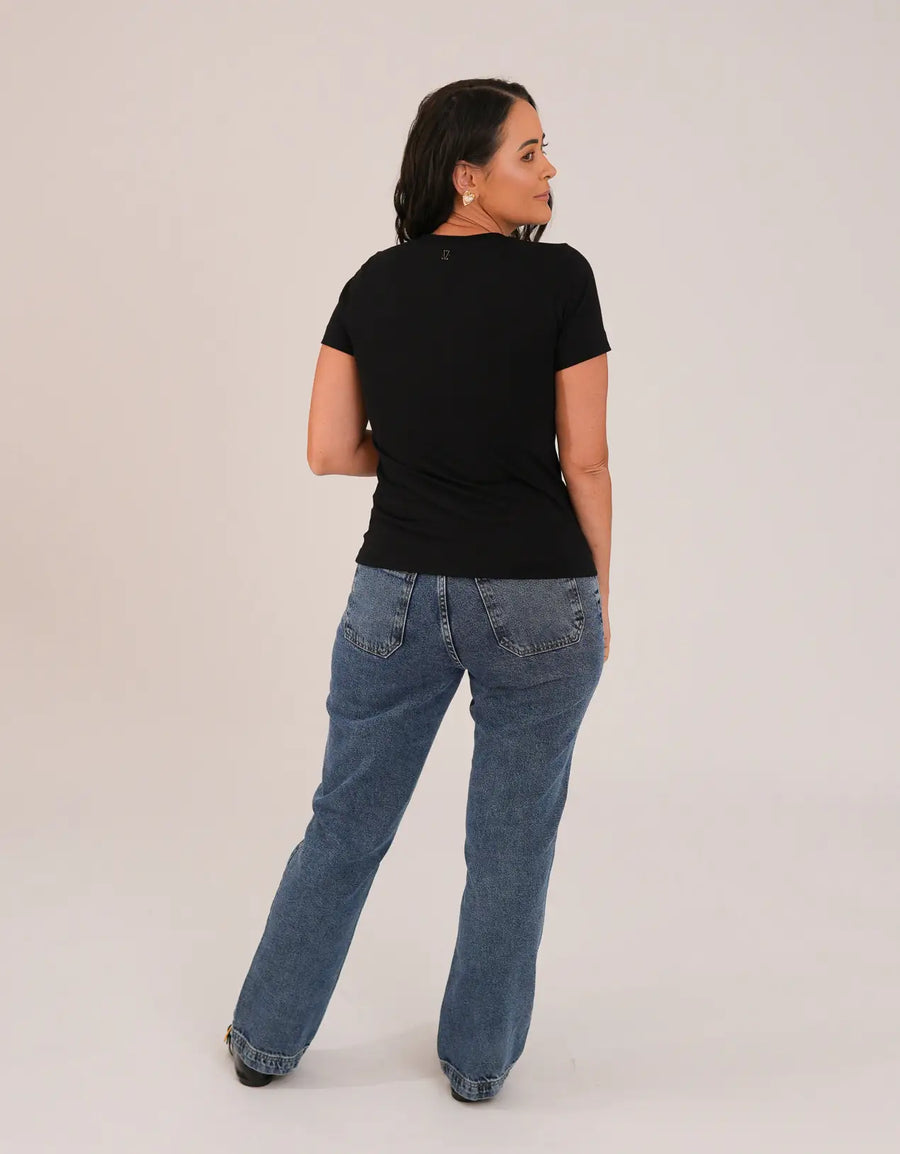T-shirt Feminina Algodão com Elastano Nina - Preto