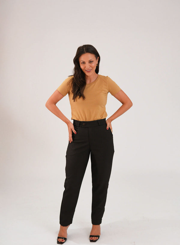T-shirt Feminina Algodão com Elastano Nina - Caramelo