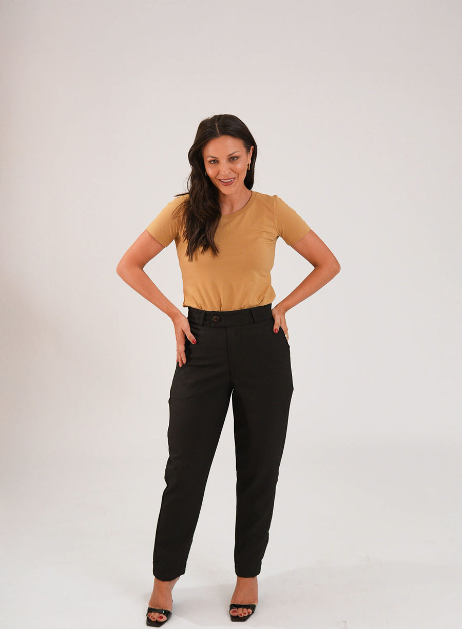 T-shirt Feminina Algodão com Elastano Nina - Caramelo