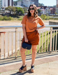 T-shirt com Amarração Mia Terracota