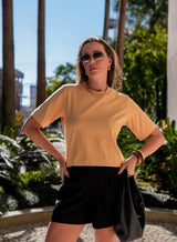 T-shirt Gola Larga Bela Caramelo