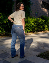 T-shirt com Amarração Mia Bege Manteiga