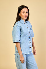 Camisa Jeans Claro Feminina Manga Curta Camille