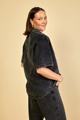 Camisa Jeans Preta Feminina Manga Curta Camille