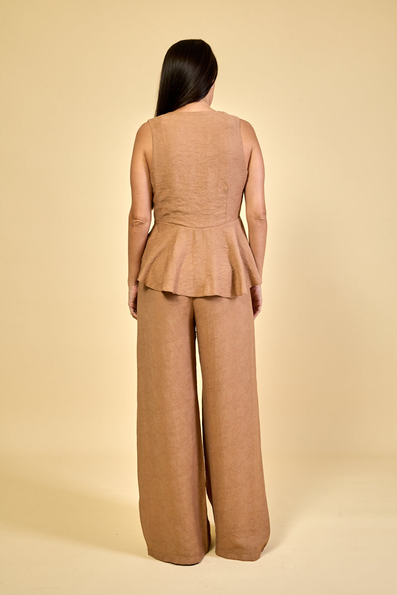 Blusa Feminina em Jacquard Decote V Marine - Caramelo Claro