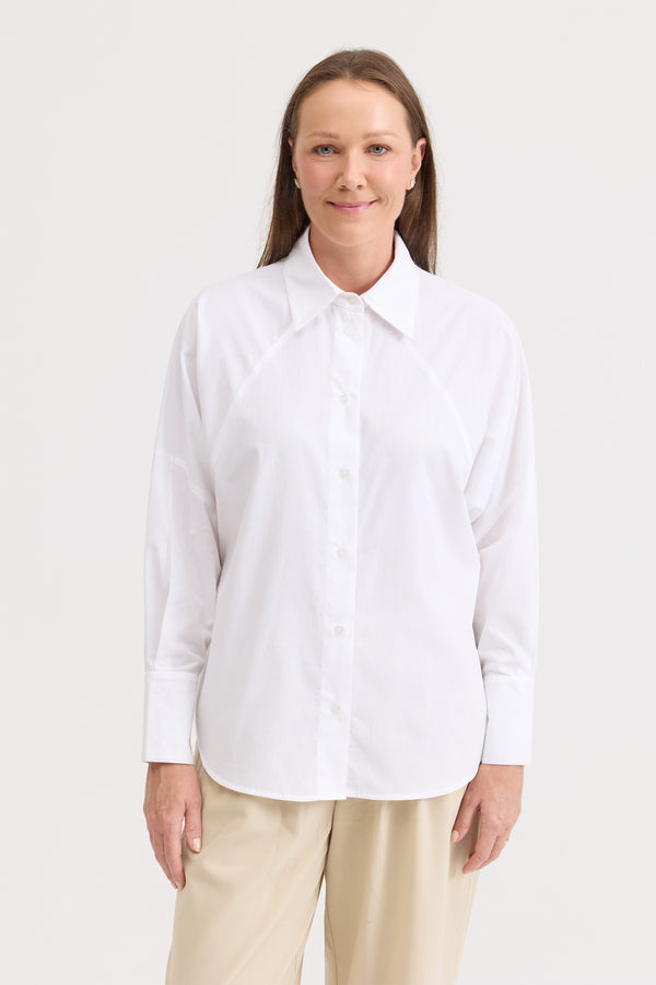 Camisa Social em Tricoline Branca Flora