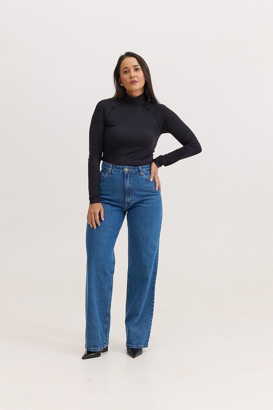 Blusa Manga Longa Gola Alta Malha Modal Melissa - Preta