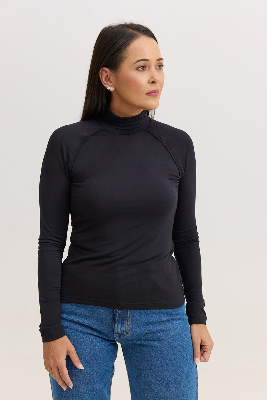 Blusa Manga Longa Gola Alta Malha Modal Melissa - Preta