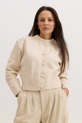 Casaco de Tricot com Botões Feminino Charlotte - Bege