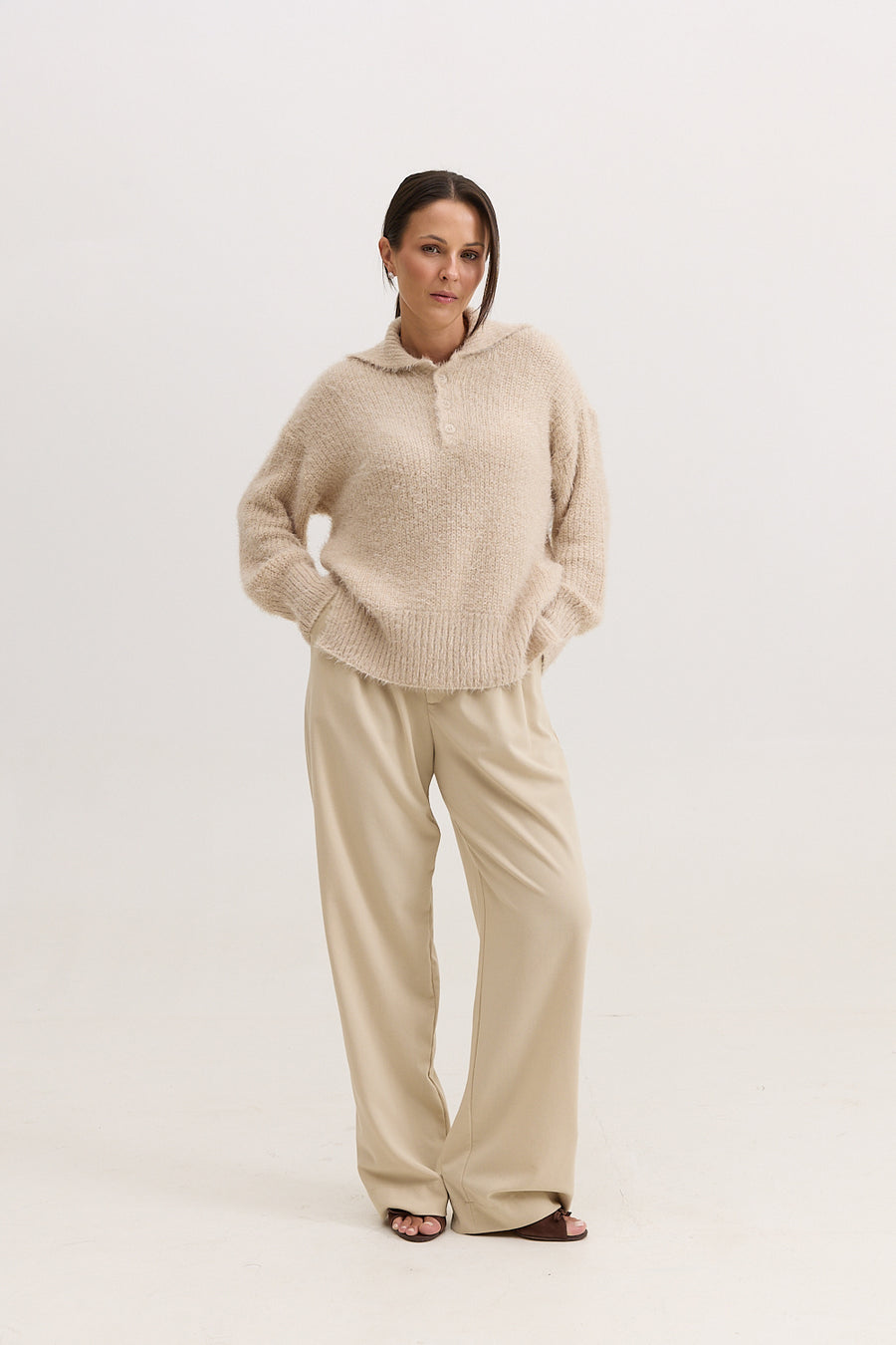 Casaco de Tricot Feminino Peluciado Scarlet - Bege