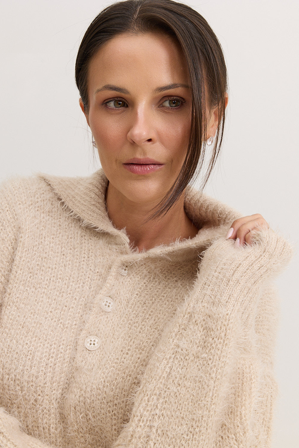 Casaco de Tricot Feminino Peluciado Scarlet - Bege