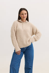 Casaco de Tricot Feminino Peluciado Scarlet - Bege