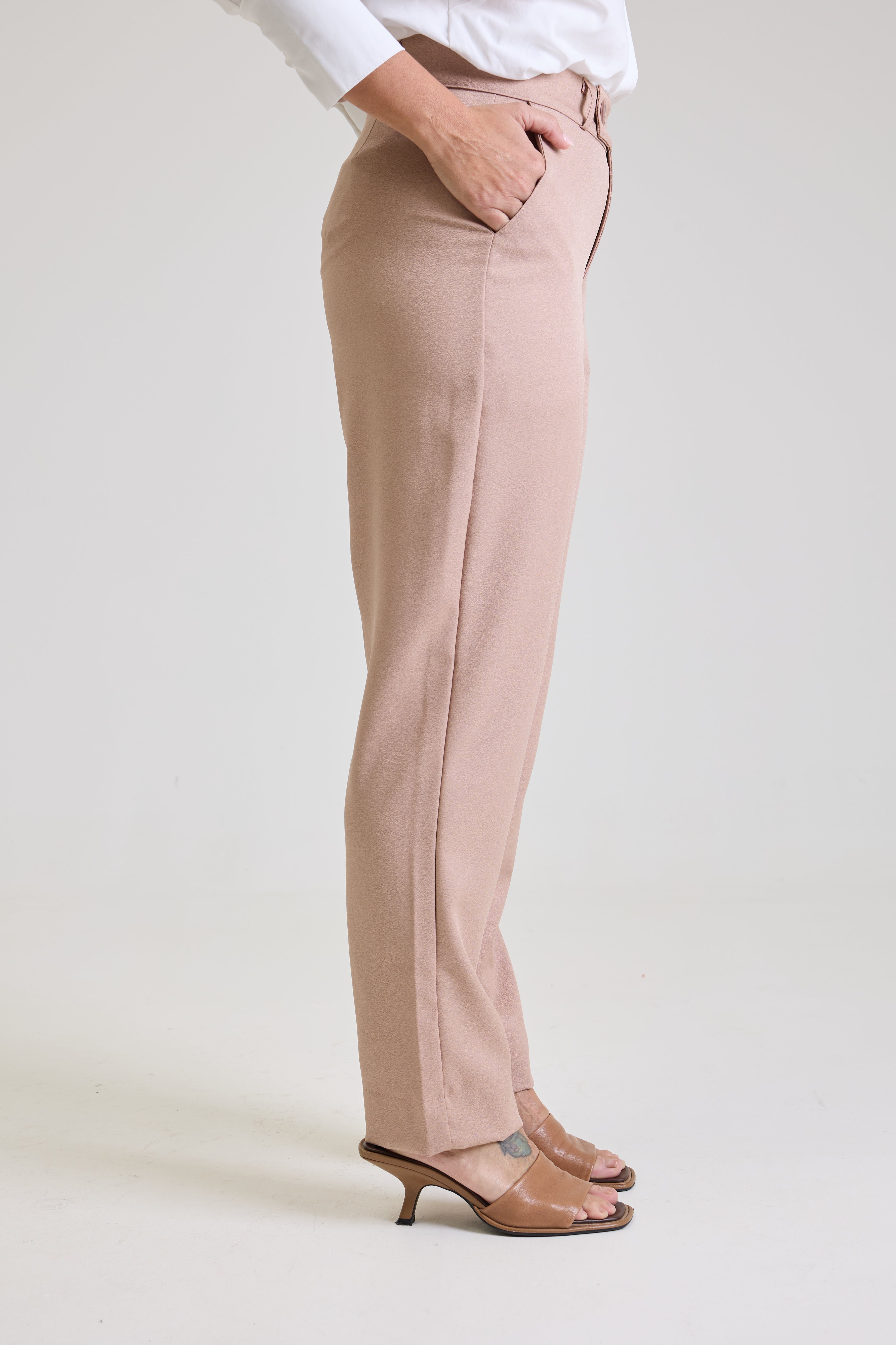 Calça Alfaiataria Feminina Bege Eliana