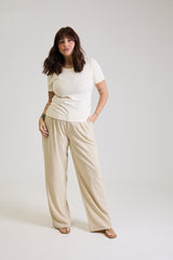 T-shirt Feminina Algodão com Elastano Nina - Bege Manteiga