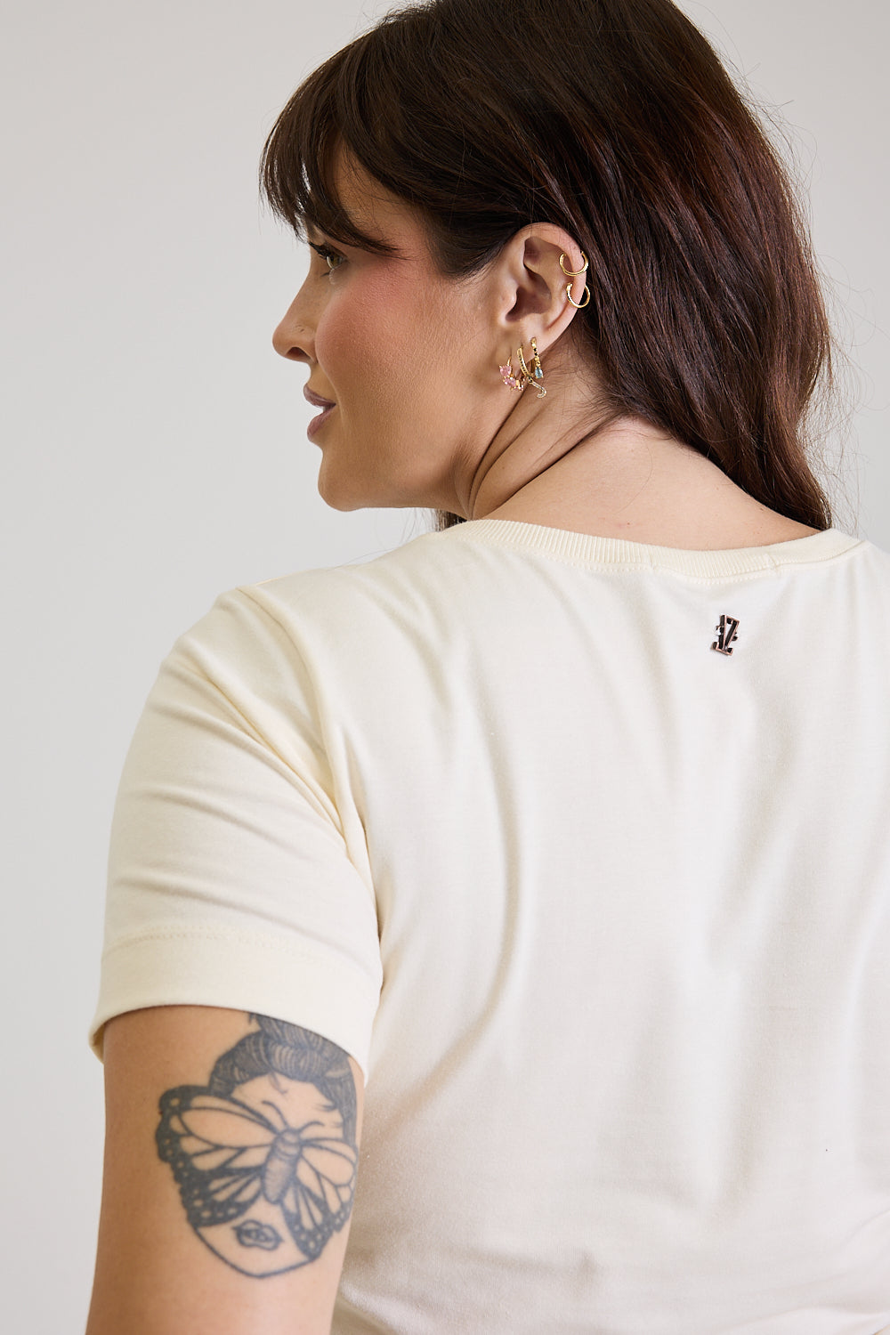 T-shirt Feminina Algodão com Elastano Nina - Bege Manteiga