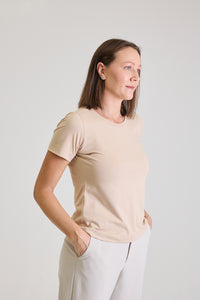 T-shirt Feminina Algodão com Elastano Nina - Bege