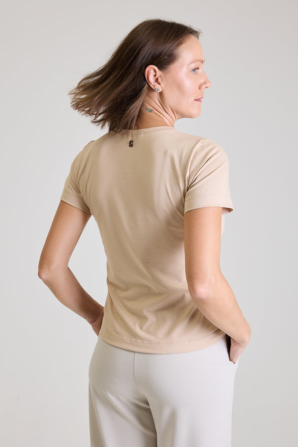 T-shirt Feminina Algodão com Elastano Nina - Bege