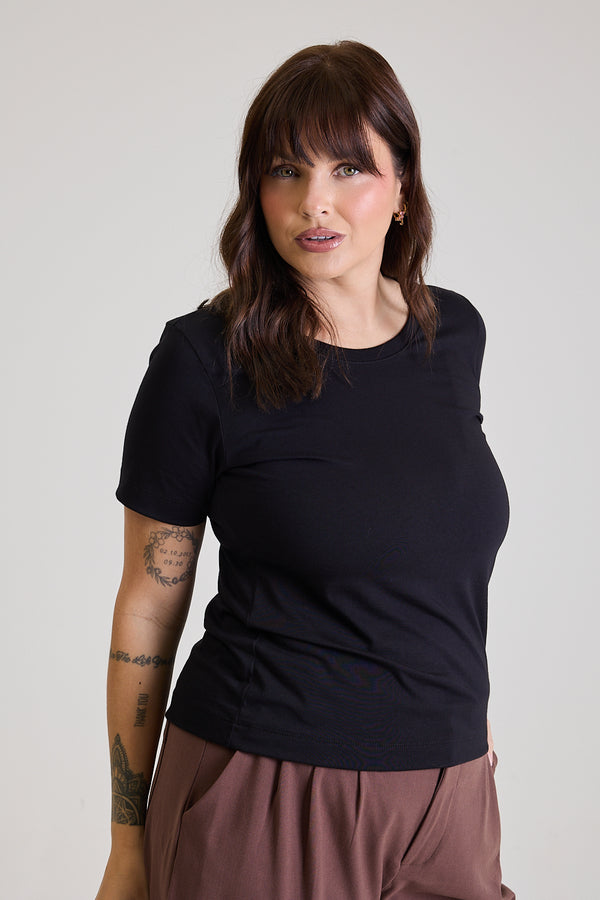 T-shirt Feminina Algodão com Elastano Nina - Preto