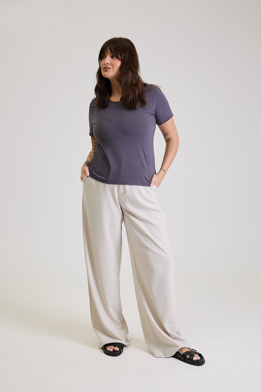 T-shirt Feminina Algodão com Elastano Nina - Cinza Escuro