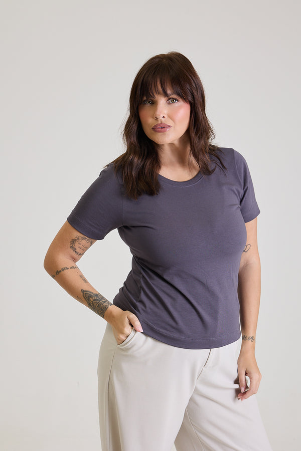 T-shirt Feminina Algodão com Elastano Nina - Cinza Escuro