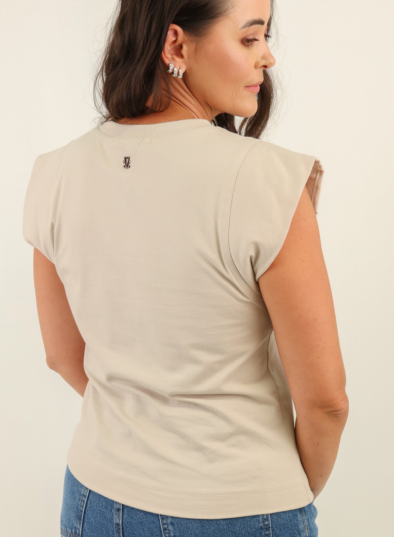 Camiseta Feminina Algodão com Elastano Muscle Tee Cléo - Bege