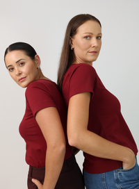 T-shirt Feminina Algodão com Elastano Nina - Vinho
