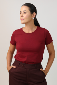 T-shirt Feminina Algodão com Elastano Nina - Vinho