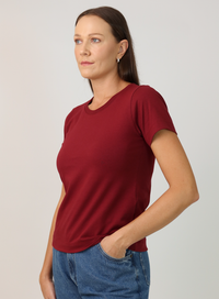 T-shirt Feminina Algodão com Elastano Nina - Vinho