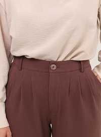 Blusa Tecido Plano Gola Alta Magy - Bege