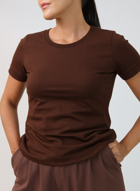 T-shirt Feminina Algodão com Elastano Nina - Marrom