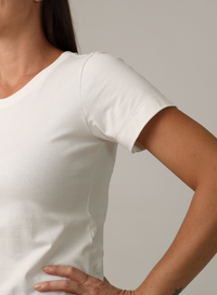 T-shirt Feminina Algodão com Elastano Nina - Off White